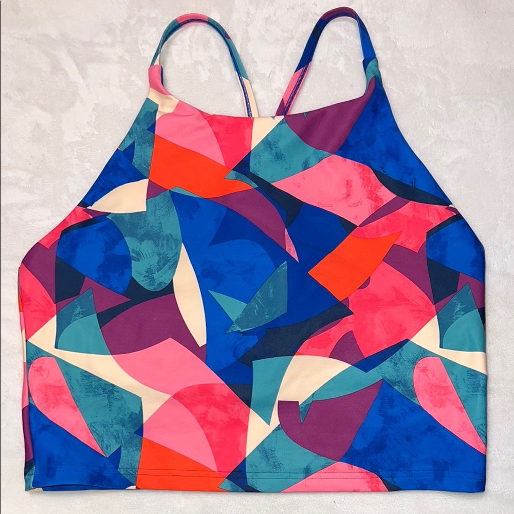 Vibrant Geometric Pattern Sports-bra in Deep Royal Blue and Bright Coral